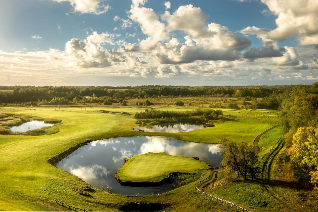 National Golf Resort كلابيدا المظهر الخارجي الصورة